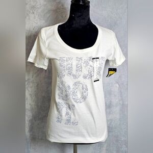 🆕 Nike Women's White Short Sleeve Just Do It Graphic Fitted Tee